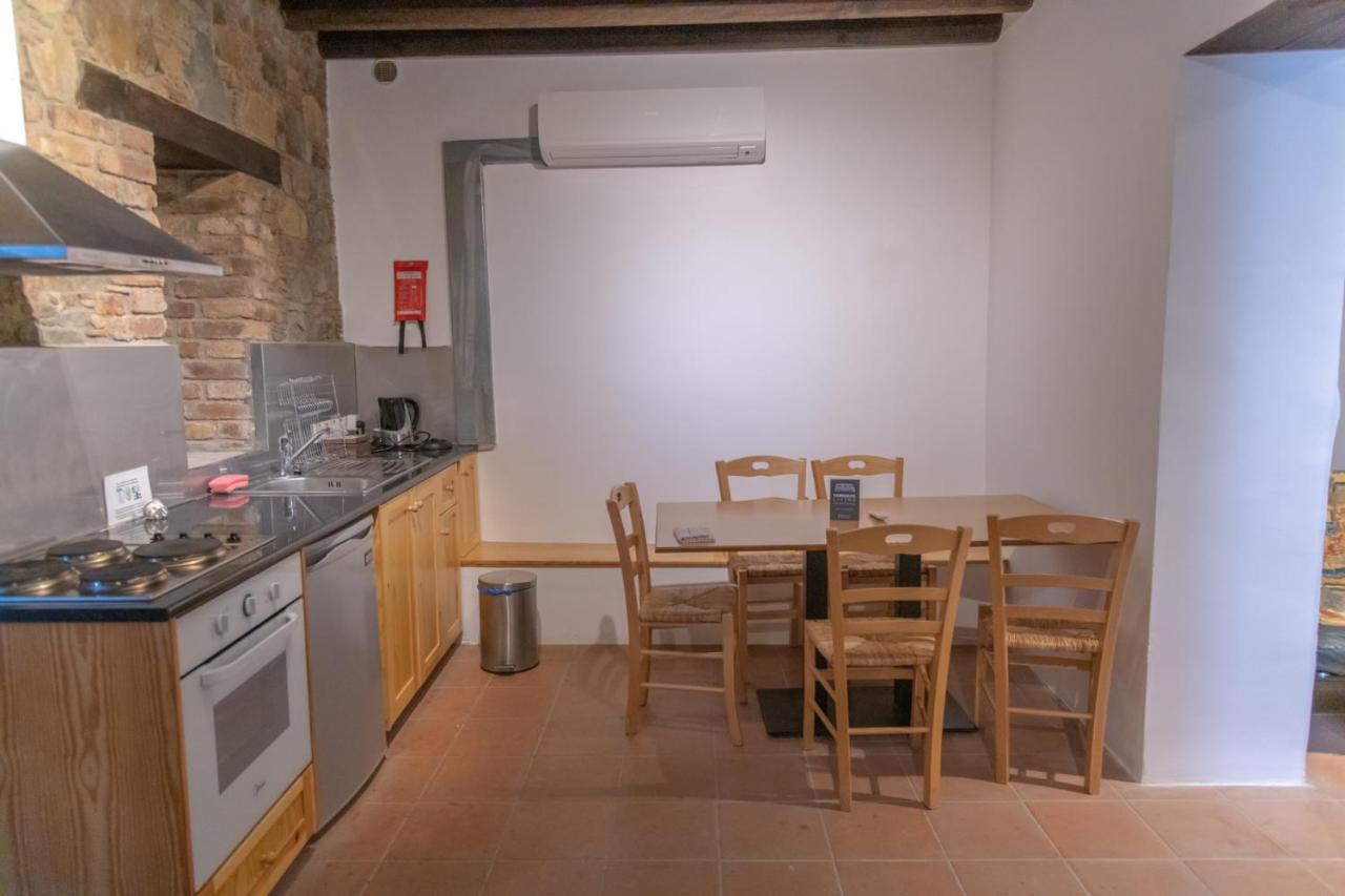 Gasthaus Farmakas Living Exterior foto